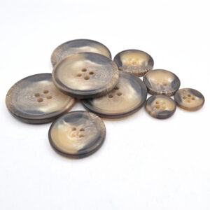 horn effect brown buttons