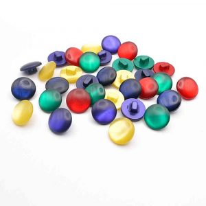 PEARLESCENT BUTTONS