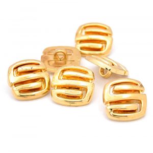 s-shaped gold buttons
