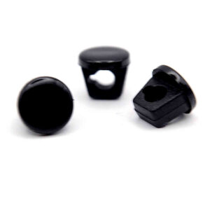 small black flat buttons